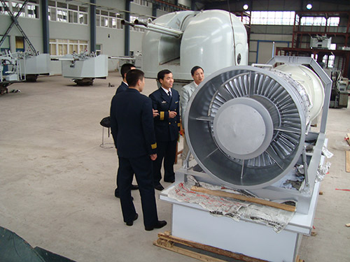 海軍領(lǐng)導(dǎo)參觀我公司生產(chǎn)的仿真模型